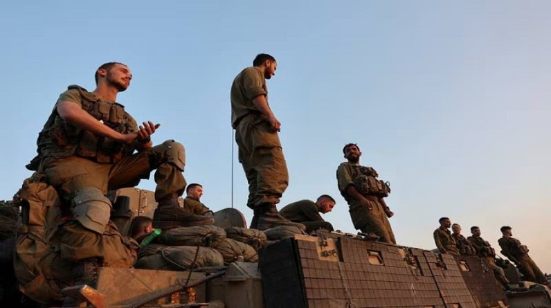 جيش الاحتلال يختصر دوراته التدريبية لتعويض قتلاه في غزة
